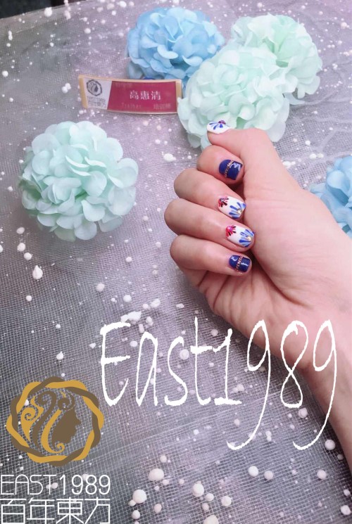  青花美甲怎么做？保定東方技工學(xué)校教你巧做美甲！