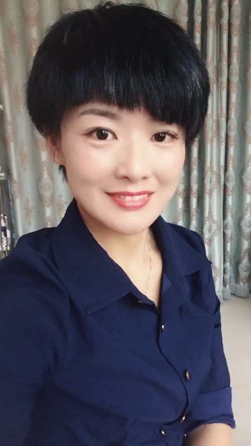 纖指圓夢想！保定東方技工學(xué)校創(chuàng)業(yè)者——李丹！  