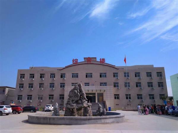 保定華中高級技工學(xué)校怎么樣？