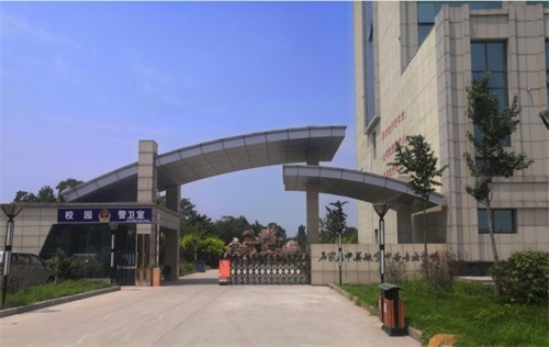  石家莊中英航空學(xué)校學(xué)費(fèi)貴嗎？   