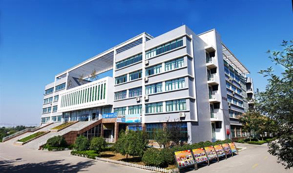  濰坊商業(yè)學(xué)校升學(xué)與就業(yè)途徑是什么？