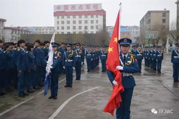 分?jǐn)?shù)不能決定你的未來，騰飛給你希望！