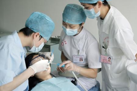 石家莊學(xué)口腔專業(yè)哪個(gè)學(xué)校好？