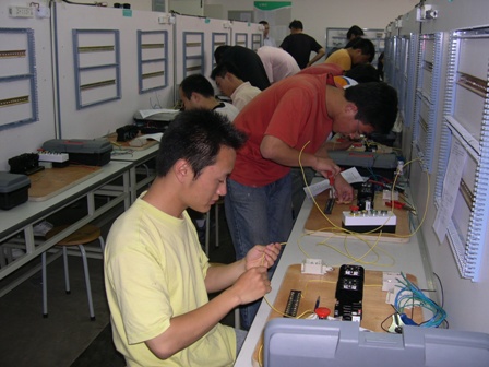 青島市電子信息技術(shù)學(xué)校學(xué)生待遇好不好？