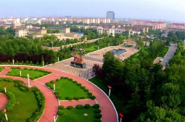 秦皇島渤?？萍贾械葘I(yè)學(xué)校
