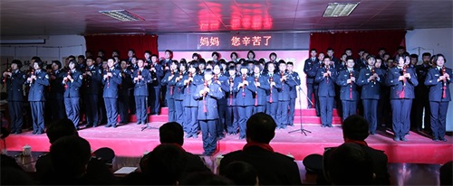 傳遞正能量！山東東營(yíng)金盾司法學(xué)校隆重舉行期末表彰大會(huì)暨家長(zhǎng)會(huì)